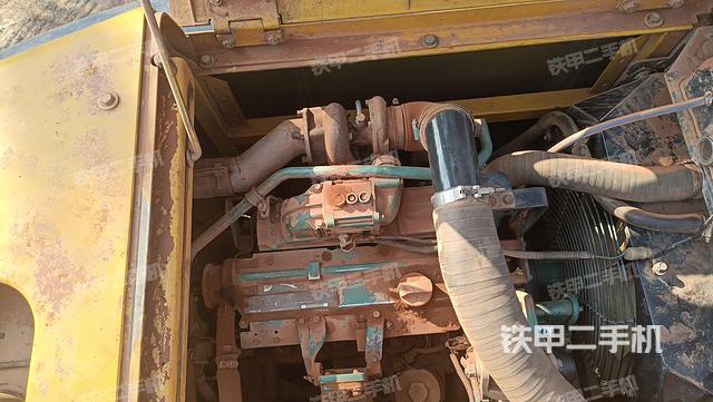 发动机整体俯视（整机外观）