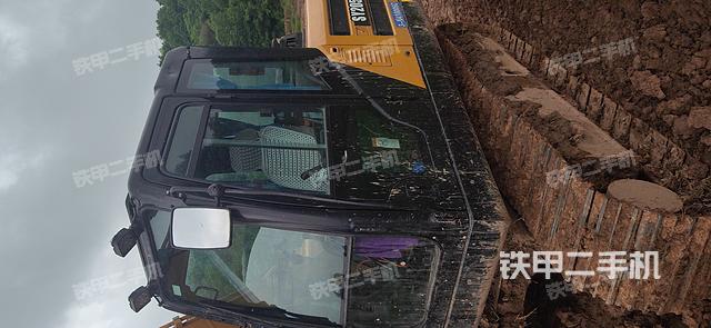 驾驶室整体（整机外观）