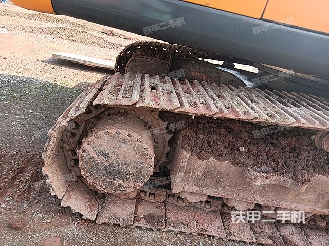 单侧履带整体（整机外观）