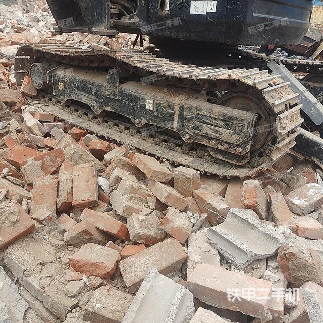 单侧履带整体（整机外观）