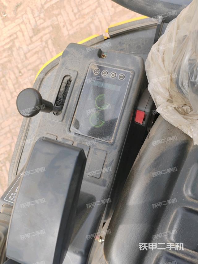 显示屏 （驾驶室部分）