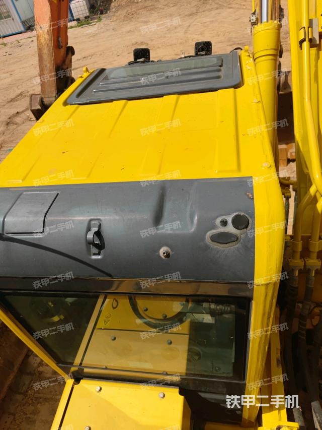 駕駛室頂部俯視（上車部件）