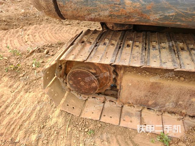 左驅(qū)動(dòng)輪（行走機(jī)構(gòu)）