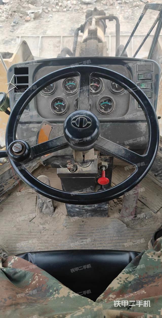 驾驶室操作台（整机外观及大件）