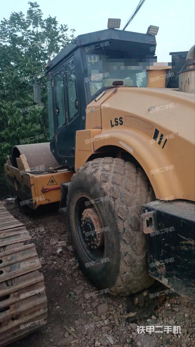 洛建LSS2502压路机