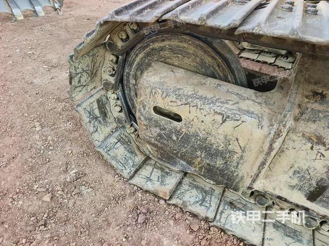 单侧履带整体（整机外观）