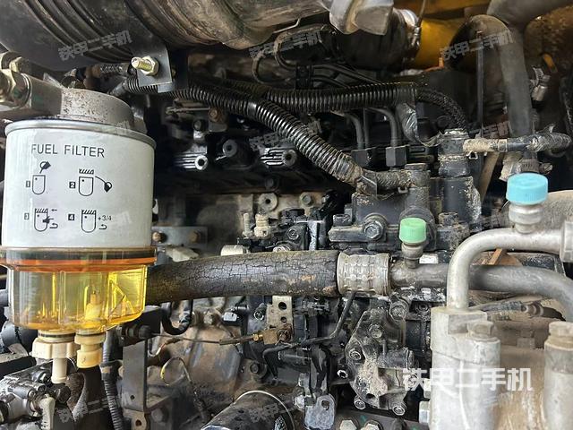 发动机整体俯视（整机外观）