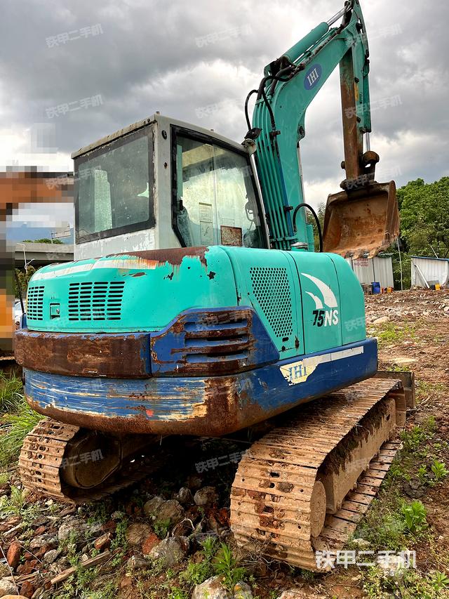 整机右后45°(整机外观) 整机右后45°(整机外观)