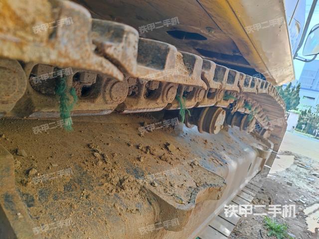 左側(cè)行走馬達蓋板（行走機構(gòu)）