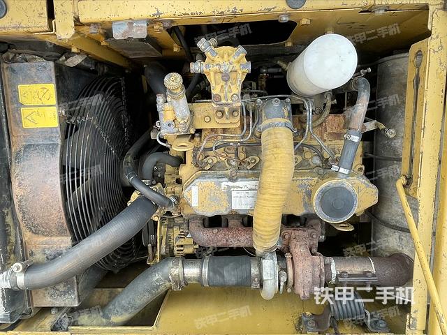 发动机整体俯视(整机外观) 发动机整体俯视(整机外观)