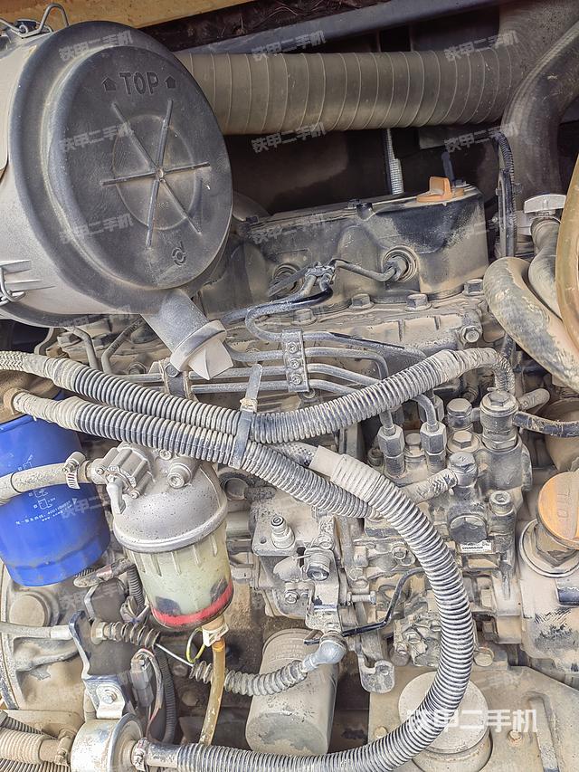 发动机整体俯视（整机外观）