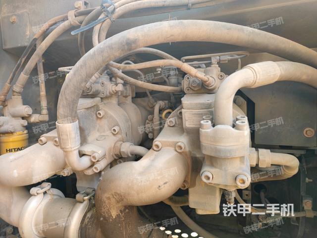 液壓泵室(大件艙室) 液壓泵室(大件艙室)