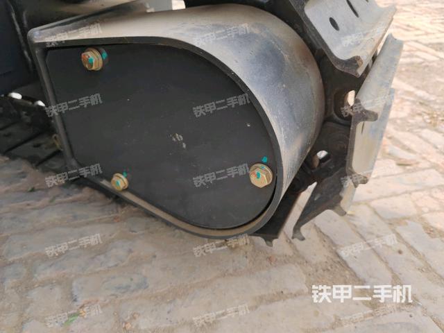 右侧行走马达盖板（行走机构）