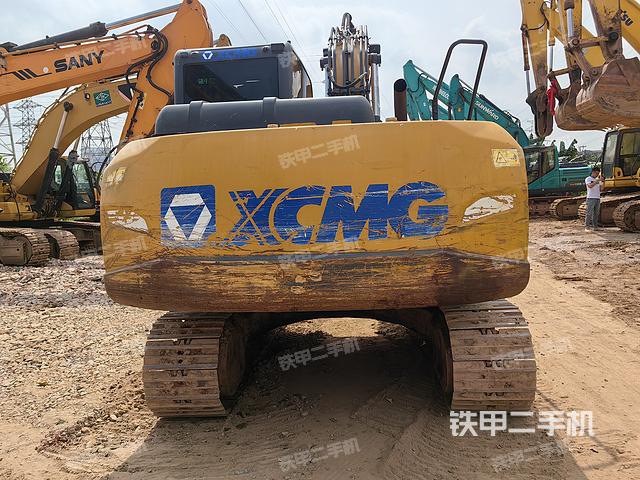 发动机整体俯视(整机外观) 发动机整体俯视(整机外观)