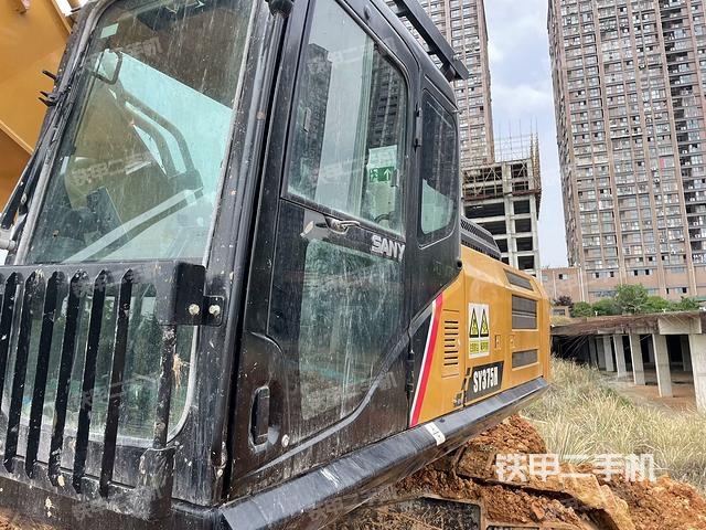 驾驶室整体（整机外观）