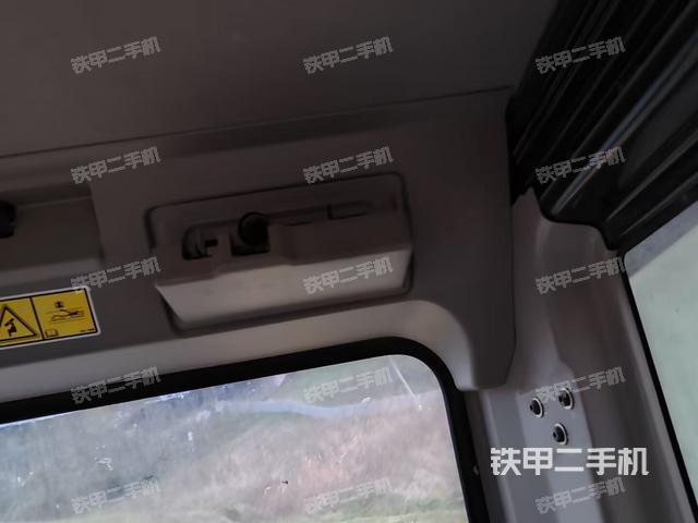 驾驶室左后45度（驾驶室部分）