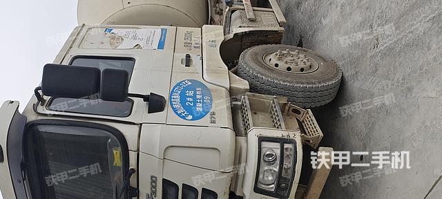 陕汽SC5310GJBF5366搅拌运输车