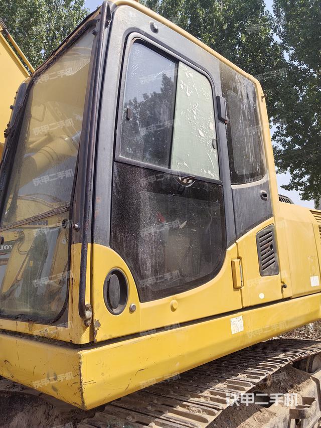 驾驶室整体（整机外观）