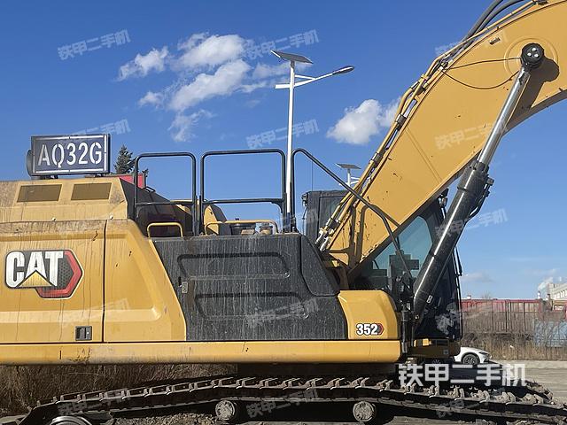 驾驶室顶部（整机外观）