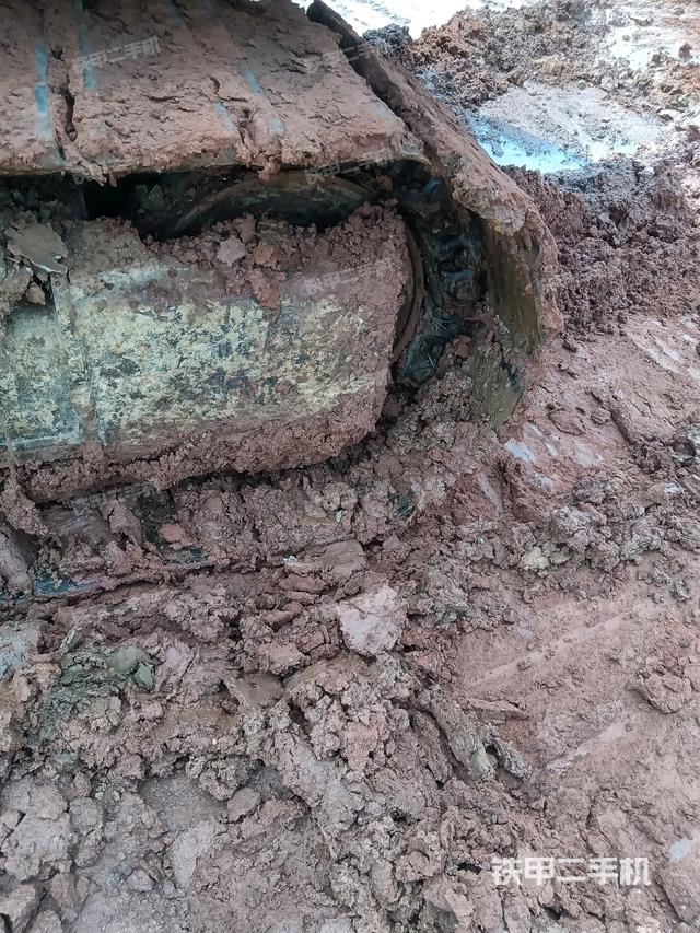 右側(cè)行走馬達(dá)蓋板（行走機(jī)構(gòu)）