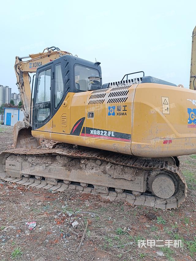 驾驶室整体（整机外观）