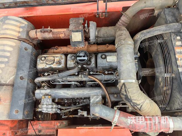 发动机整体俯视（整机外观）