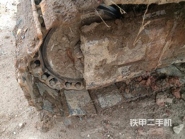 左導(dǎo)向輪（行走機(jī)構(gòu)）