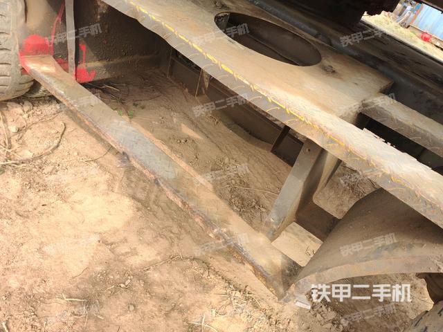 右導(dǎo)向輪（行走機(jī)構(gòu)）