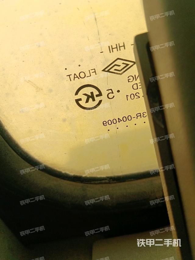 后窗玻璃角標(biāo)（駕駛室部分）