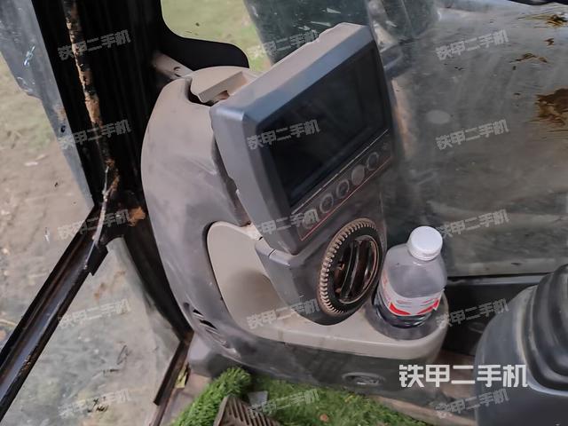 显示屏 （驾驶室部分）