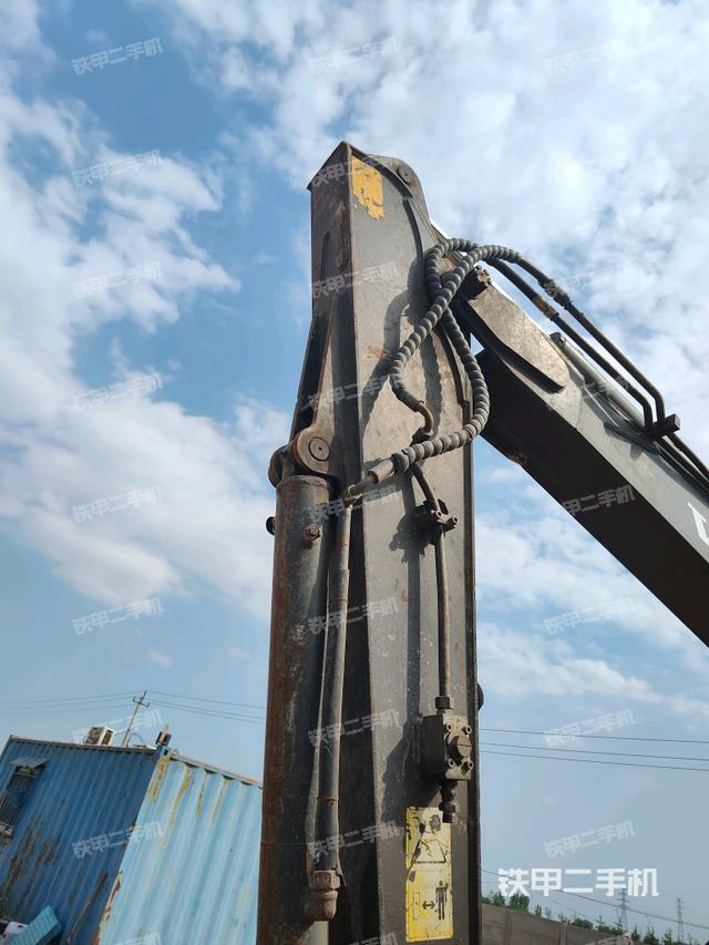 小臂整體左后（工作和回轉(zhuǎn)裝置）