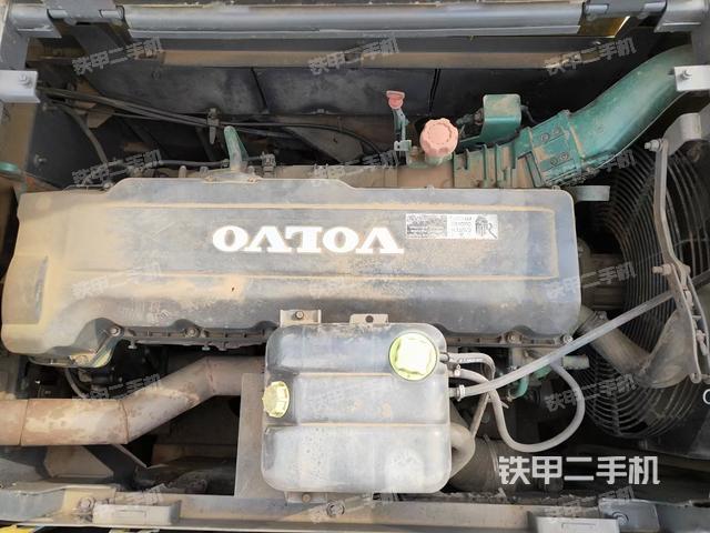 发动机整体俯视（整机外观）