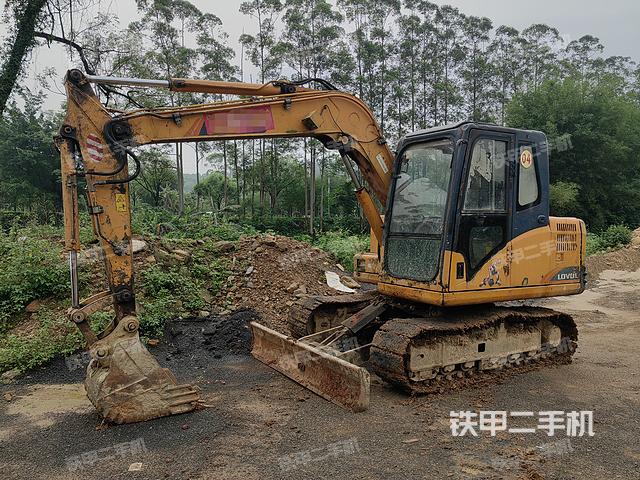 雷沃重工FR80E挖掘机