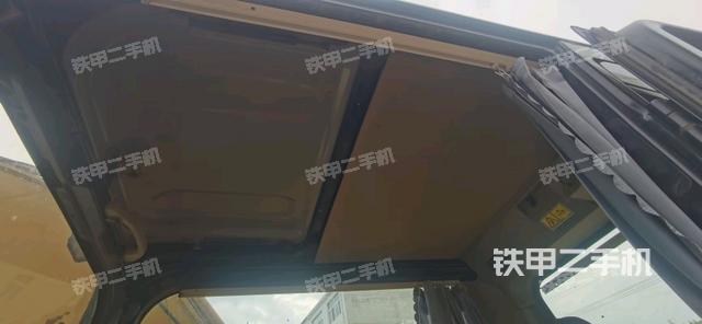 頂棚整體(駕駛室部分) 頂棚整體(駕駛室部分)