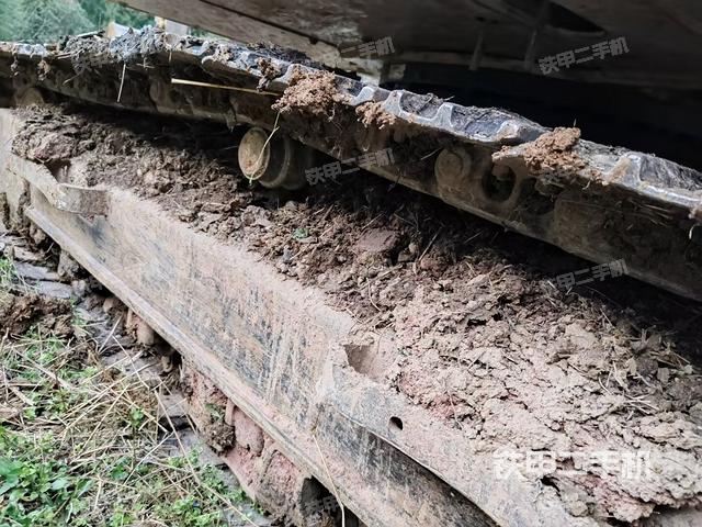 右驱动轮（行走机构）