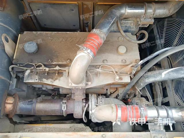 发动机整体俯视（整机外观）