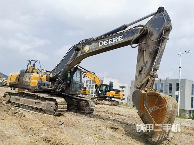 整机右后45°（整机外观）