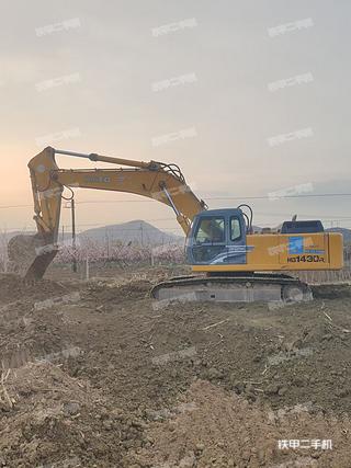 西安加藤HD1430R挖掘机实拍图片