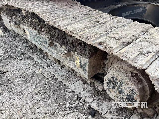 单侧履带整体（整机外观）