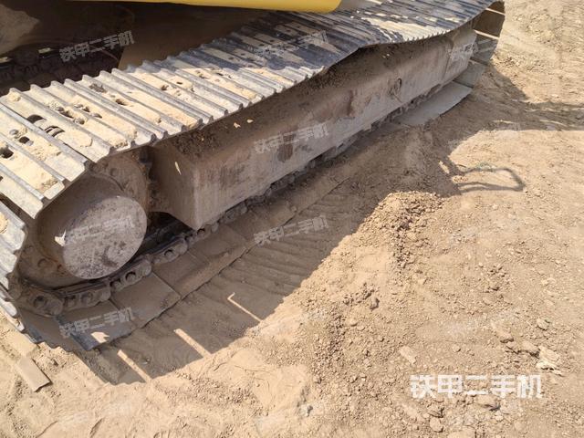 左侧履带整体 （行走机构）