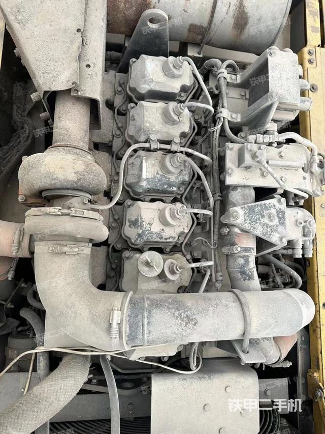 发动机整体俯视（整机外观）