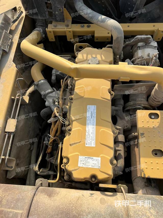 发动机整体俯视（整机外观）