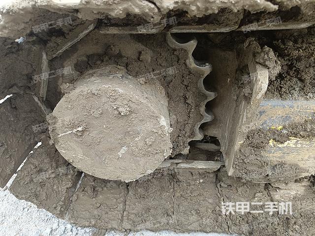 单侧履带整体（整机外观）