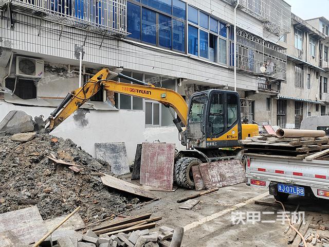 新源B75G4国四挖掘机