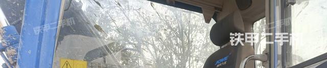 驾驶室顶部（整机外观）