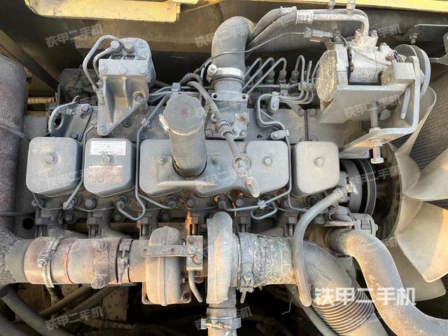 发动机整体俯视（整机外观）