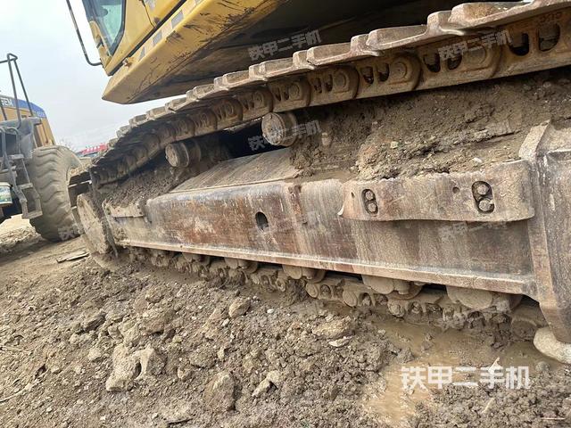 单侧履带整体（整机外观）