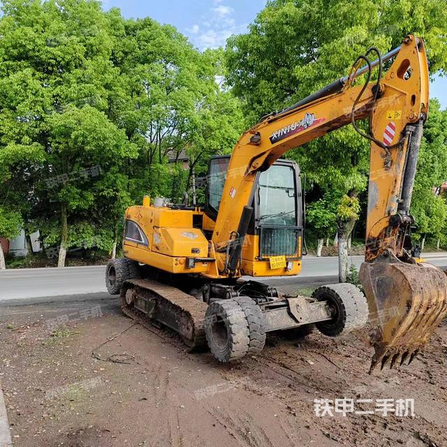犀牛重工X9轮式履带挖掘机