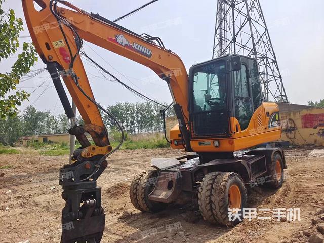 犀牛重工XN90-Y挖掘机