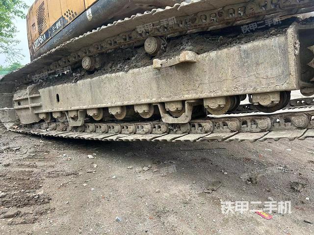 单侧履带整体（整机外观）